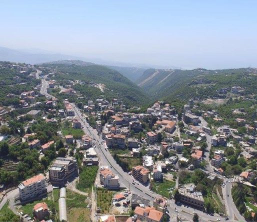 عشقوت من فوق image