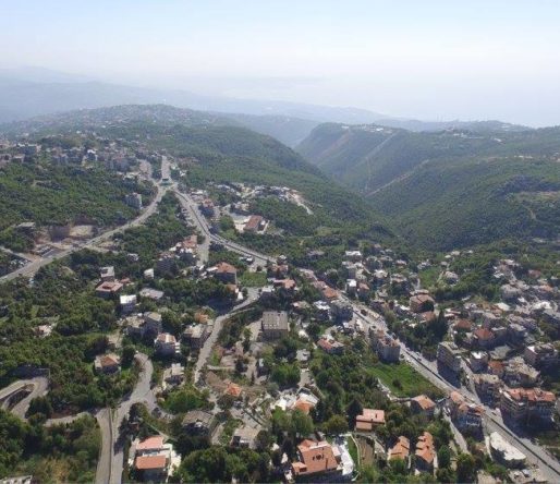عشقوت من فوق image