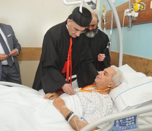 البطريرك بشارة يقلد الأباتي يوحنا تابت وسام مار مارون image